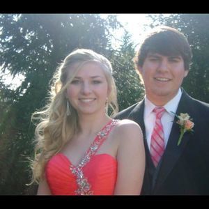 Meet your Posher, Aaron